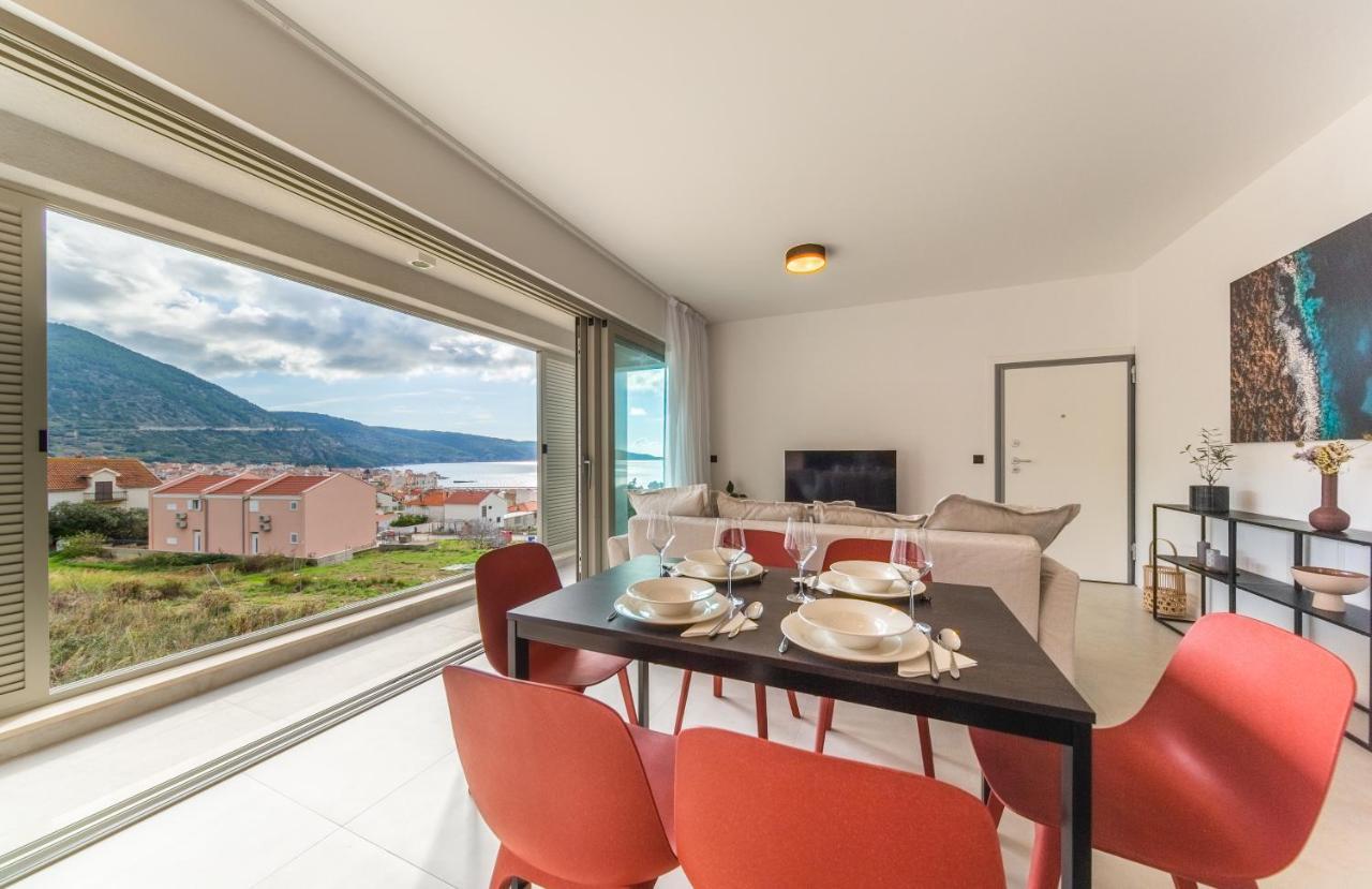 Seaside Elegance Suites Komiža Buitenkant foto
