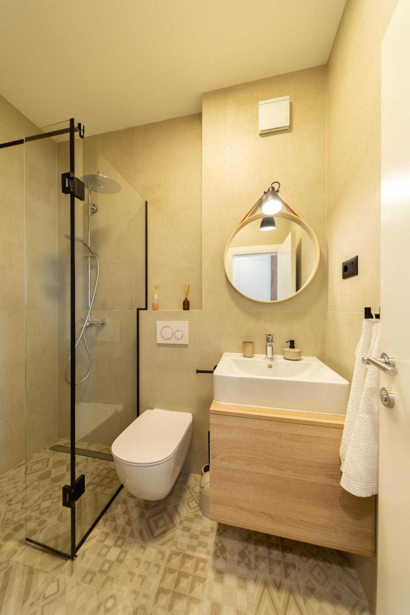 Seaside Elegance Suites Komiža Buitenkant foto